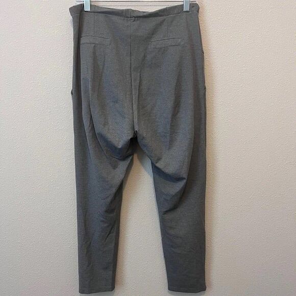 Alina Mae Women’s Pregnancy Pants - Picture 10 of 10